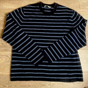 Vince Crew Neck navy and light blue striped sweater